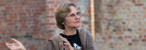 Elizabeth Knox-Seith